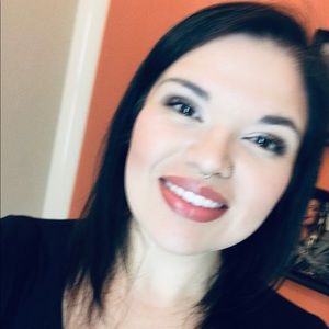 Meet your Posher, Alba